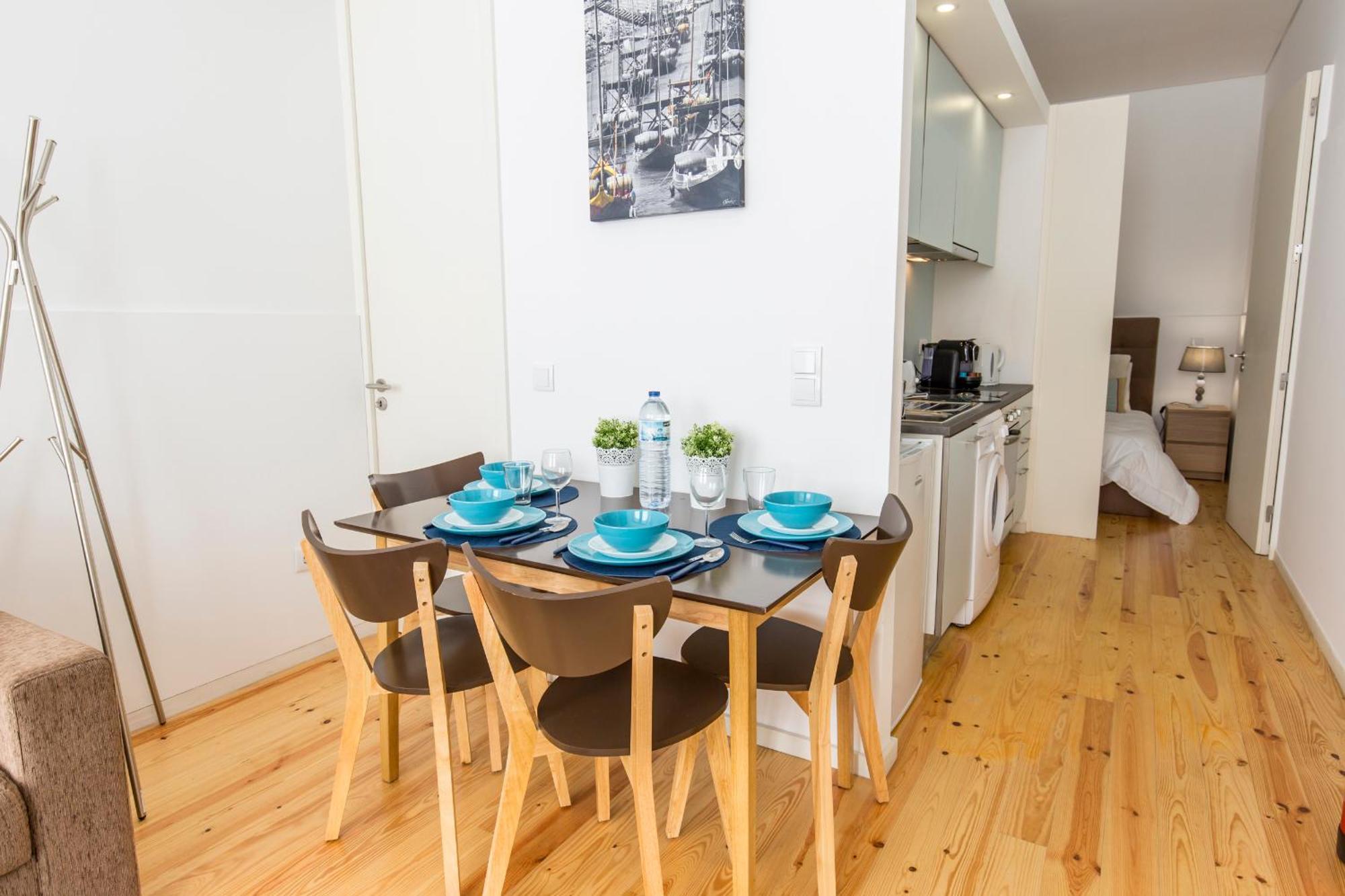 Downtown Porto Bonfim Studio Apt ภายนอก รูปภาพ